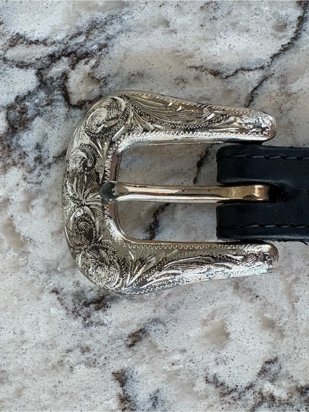 Women's Black Leather Link Belt with Silver-Tone Hardware